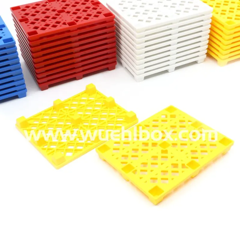 Kunststoff Palette klein 86mm x 107mm x 12mm