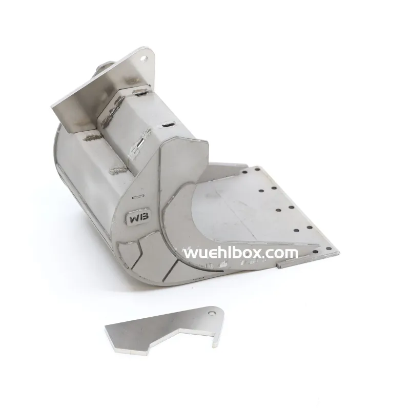 Universal mounting plates for the block bucket metal 4 or 5 tooth Volvo EC160E