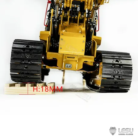 RC Bagger Laderaupe Lesu 973K