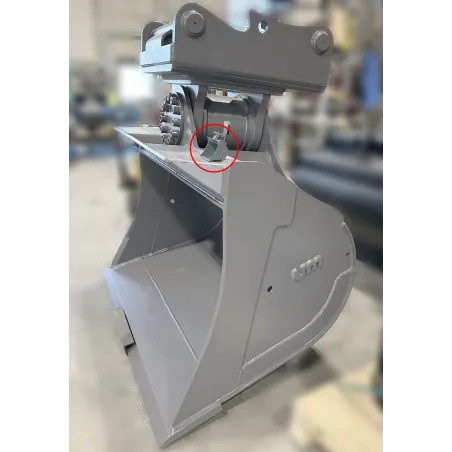 Ullmann 108mm Motorized Tilt Bucket for Premacon Quick hitch