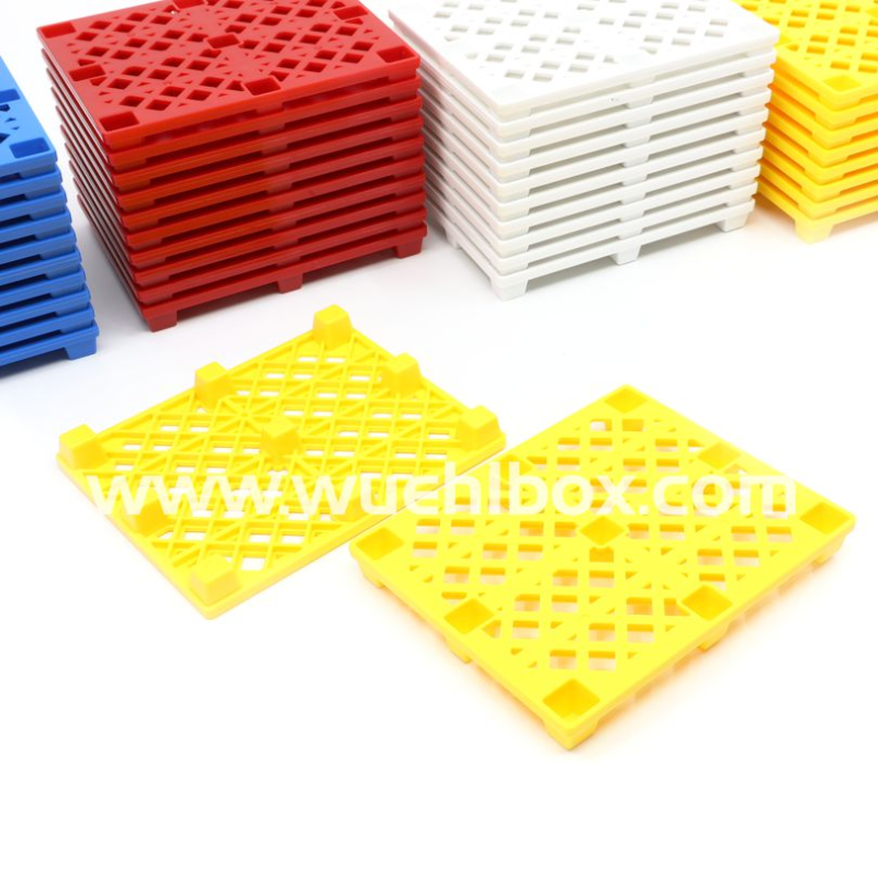 Kunststoff Palette gross 103mm x 128mm x 14mm