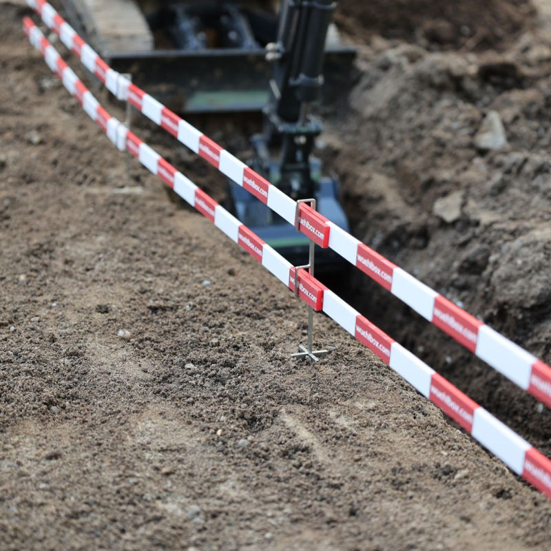 Barrier 5m 1:14 (35,7cm) with ground anchor