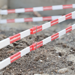 Barrier 5m 1:14 (35,7cm) with ground anchor