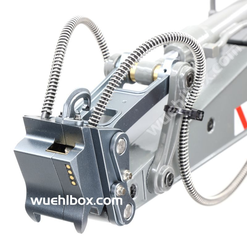 Interface contact to electric quick quick hitch