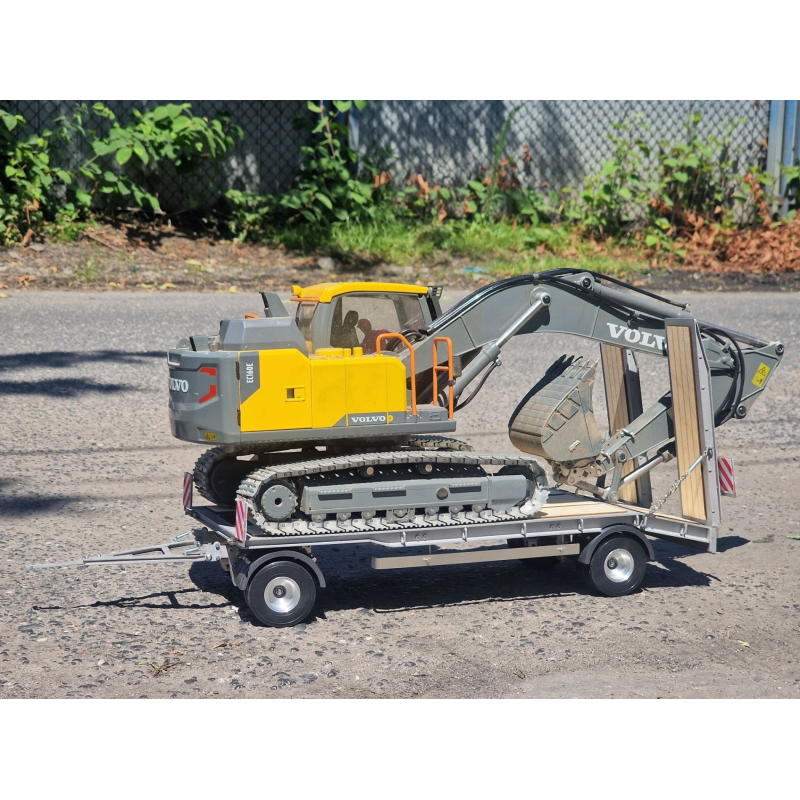 Scale Parts Tieflader Anhänger mit gerader Plattform 2 achs 1:14